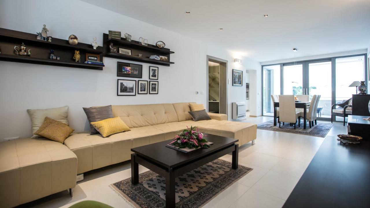 Spacious Modern Apartment Close To The Beach Dubrovnik Bagian luar foto